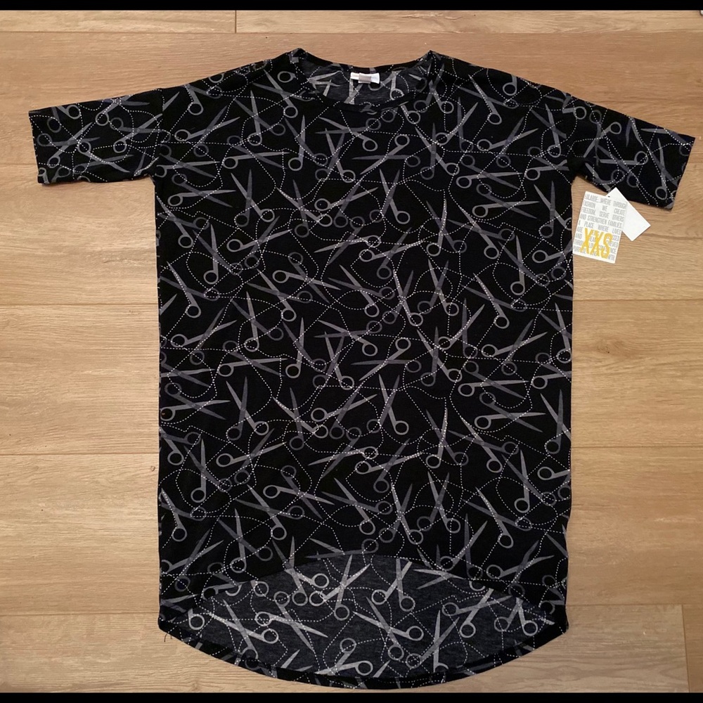 BNWT LuLaRoe Irma XXS scissors hairstylist shirt